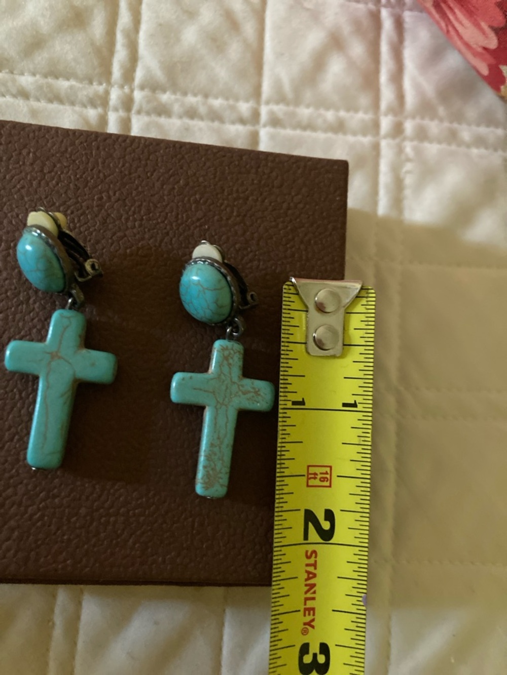 Clip on turquoise cross earrings - Picture 5 of 6